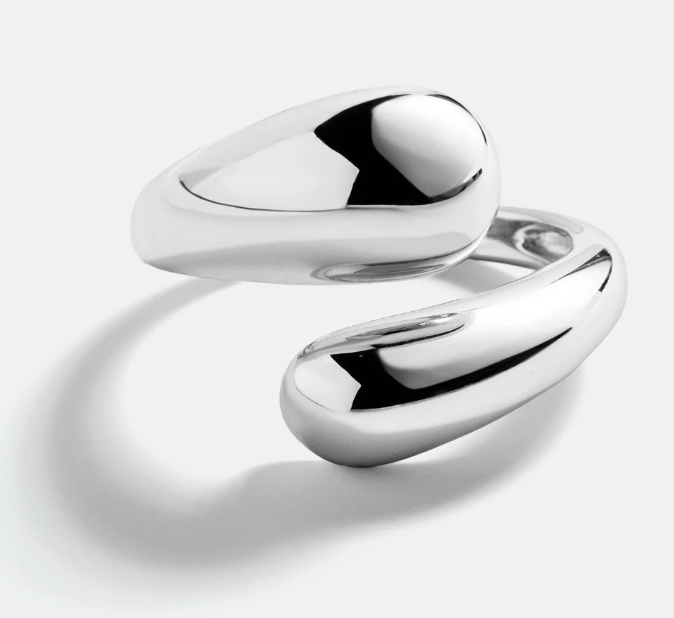 Modern Crossover Ring