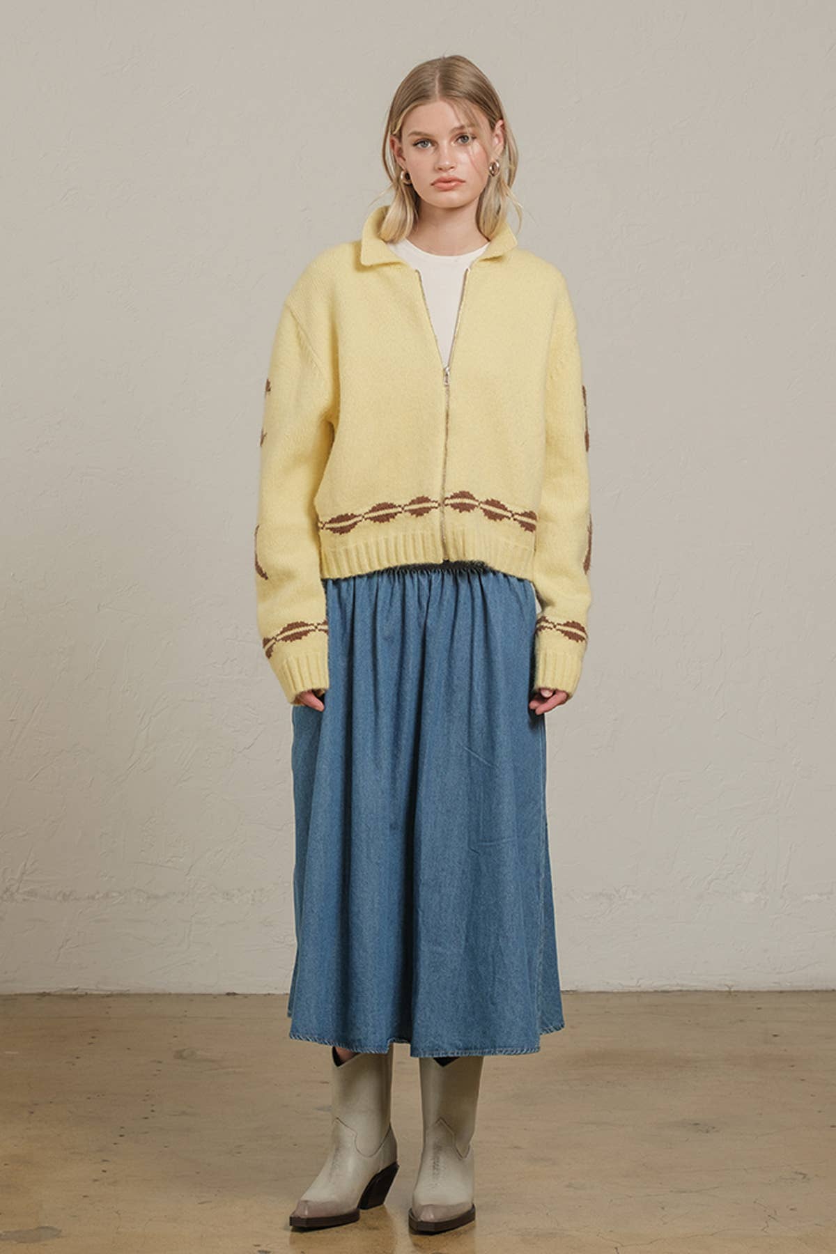 Cozy Pattern Zip Sweater Jacket