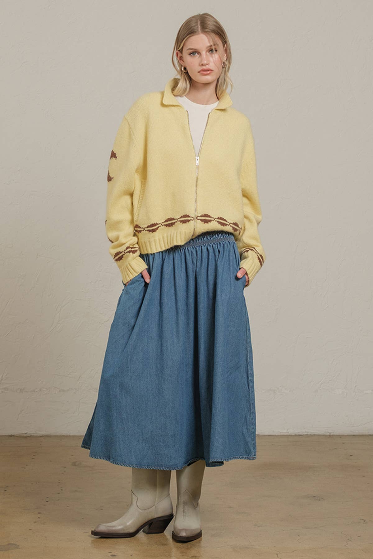 Cozy Pattern Zip Sweater Jacket