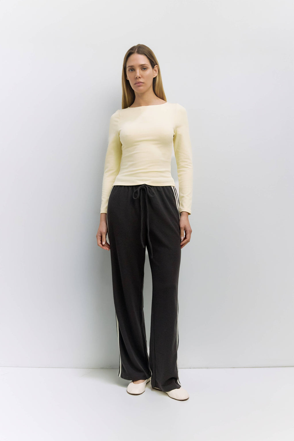 Martina Wide Neck Long Sleeve