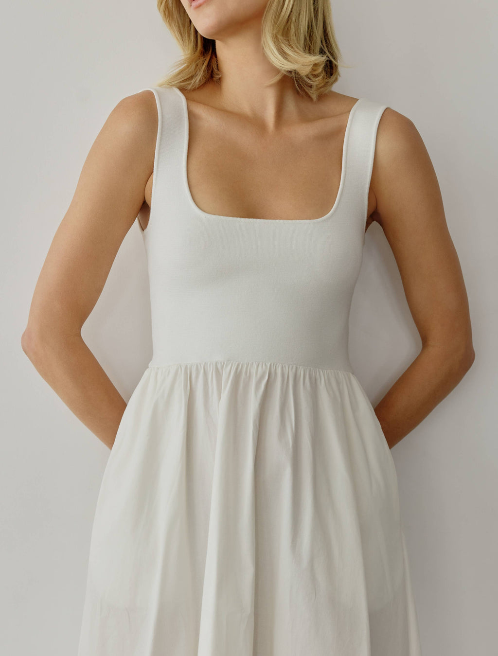Lucinda Sleeveless Maxi Dress