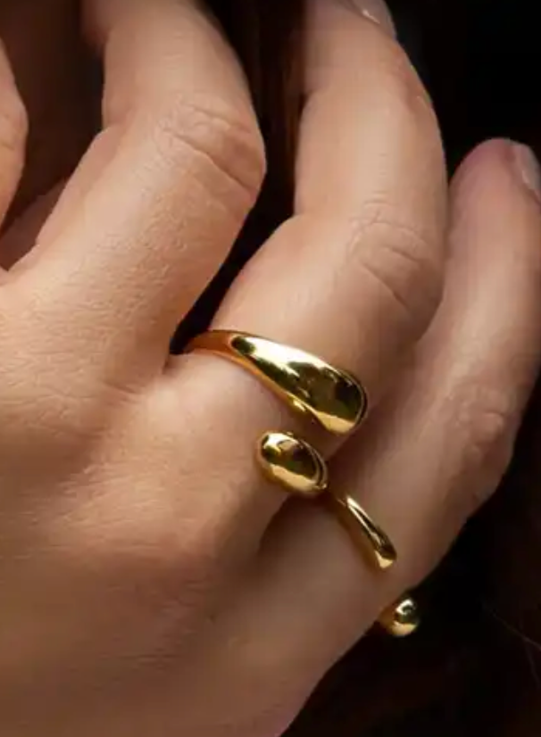 Modern Crossover Ring